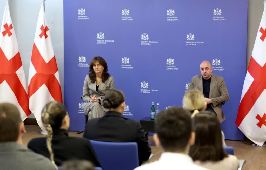 Մայա Բիթաձեն հանդիպել է վարձատրվող պրակտիկայի ծրագրով ընտրված երիտասարդների հետ
