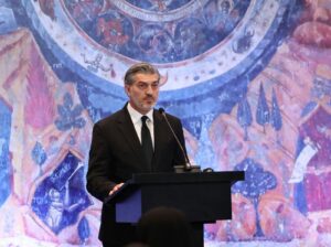 Михеил Хъавелашвили –нæ паддзахадон зондахасты, абон иу кæнынц авд æнусон аргъдзинады – Хуыцау, райгуырæн бæстæ, адæймаг, фыдæлты зæхх, æвзаг, уырнындзинад æмæ бинонтæ 