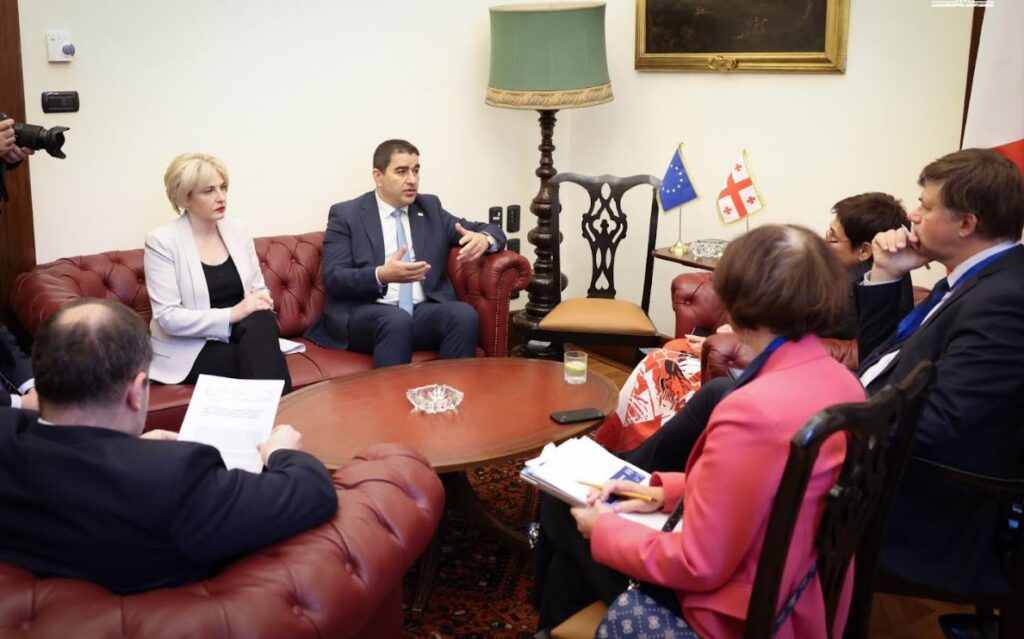 Shalva Papuashvili meets PACE President Petra Bayr in Rome