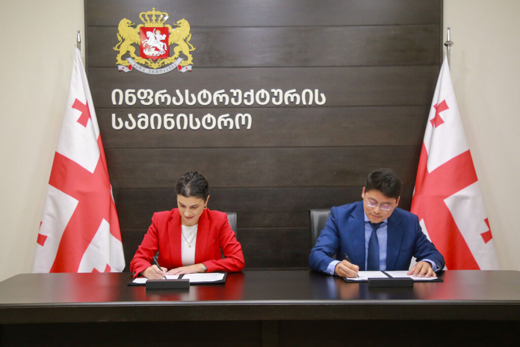 Agreement signed on construction of Tsitsamuri-Avchala section of Tbilisi Bypass road