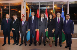 Georgian PM hosts official dinner for Central Asian foreign ministers
