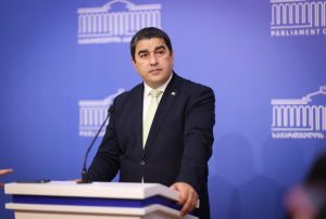 Шалва Папуашвили – Антиконституционные партии подтверждают одно из наших обвинений в том, что они не признают легитимность конституционных органов, что является главным признаком непризнания демократии