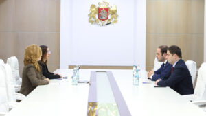 Վրաստանի կառավարության աշխատակազմի ղեկավարը հանդիպել է աշխարհի առաջատար ճարտարապետական ​​ընկերություններից մեկի՝ Zaha Hadid Architects-ի տնօրեն Մանուելա Գատոյի հետ